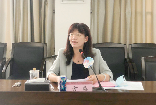党委副书记方燕讲话_副本.jpg