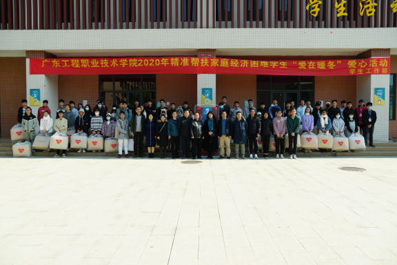 说明: http://cs.gpc.net.cn/c6/JHSoft.web.customquery/UploadImageDownLoadIn.aspx?FileID=33613