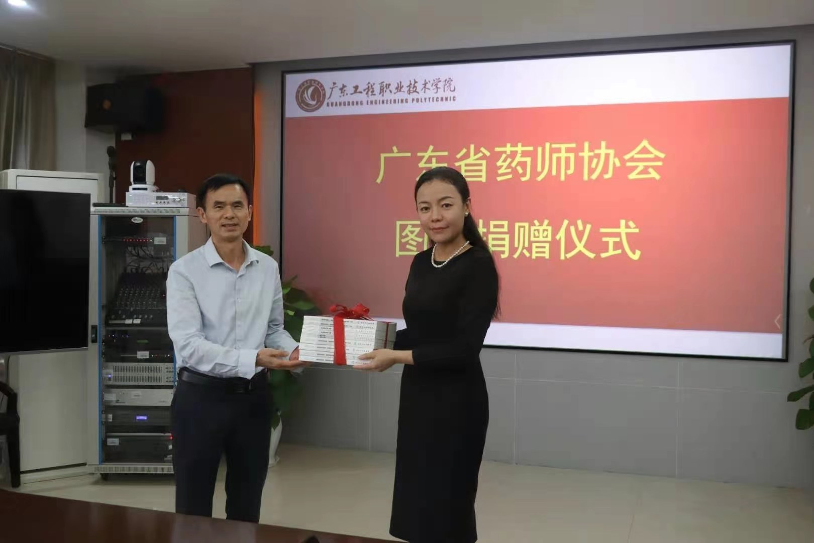说明: http://cs.gpc.net.cn/c6/JHSoft.web.customquery/UploadImageDownLoadIn.aspx?FileID=35271 说明: http://cs.gpc.net.cn/c6/JHSoft.web.customquery/UploadImageDownLoadIn.aspx?FileID=35271