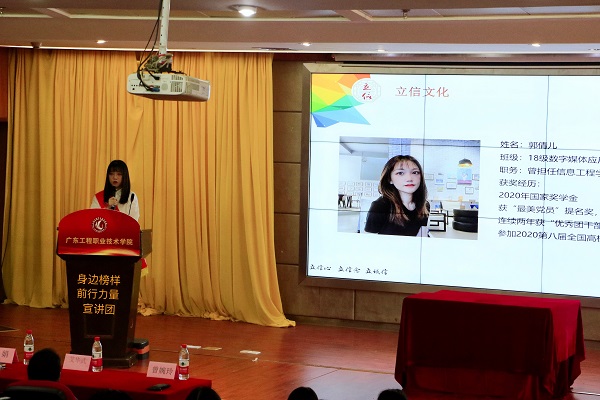 http://cs.gpc.net.cn/c6/JHSoft.web.customquery/UploadImageDownLoadIn.aspx?FileID=33137