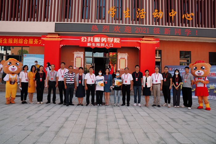 说明: http://cs.gpc.net.cn/C6/JHSoft.web.customquery/UploadImageDownLoadIn.aspx?FileID=38216