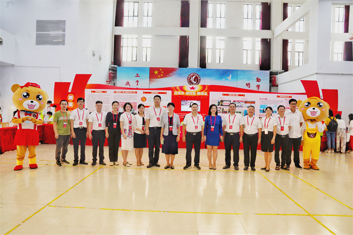 说明: http://cs.gpc.net.cn/C6/JHSoft.web.customquery/UploadImageDownLoadIn.aspx?FileID=38214